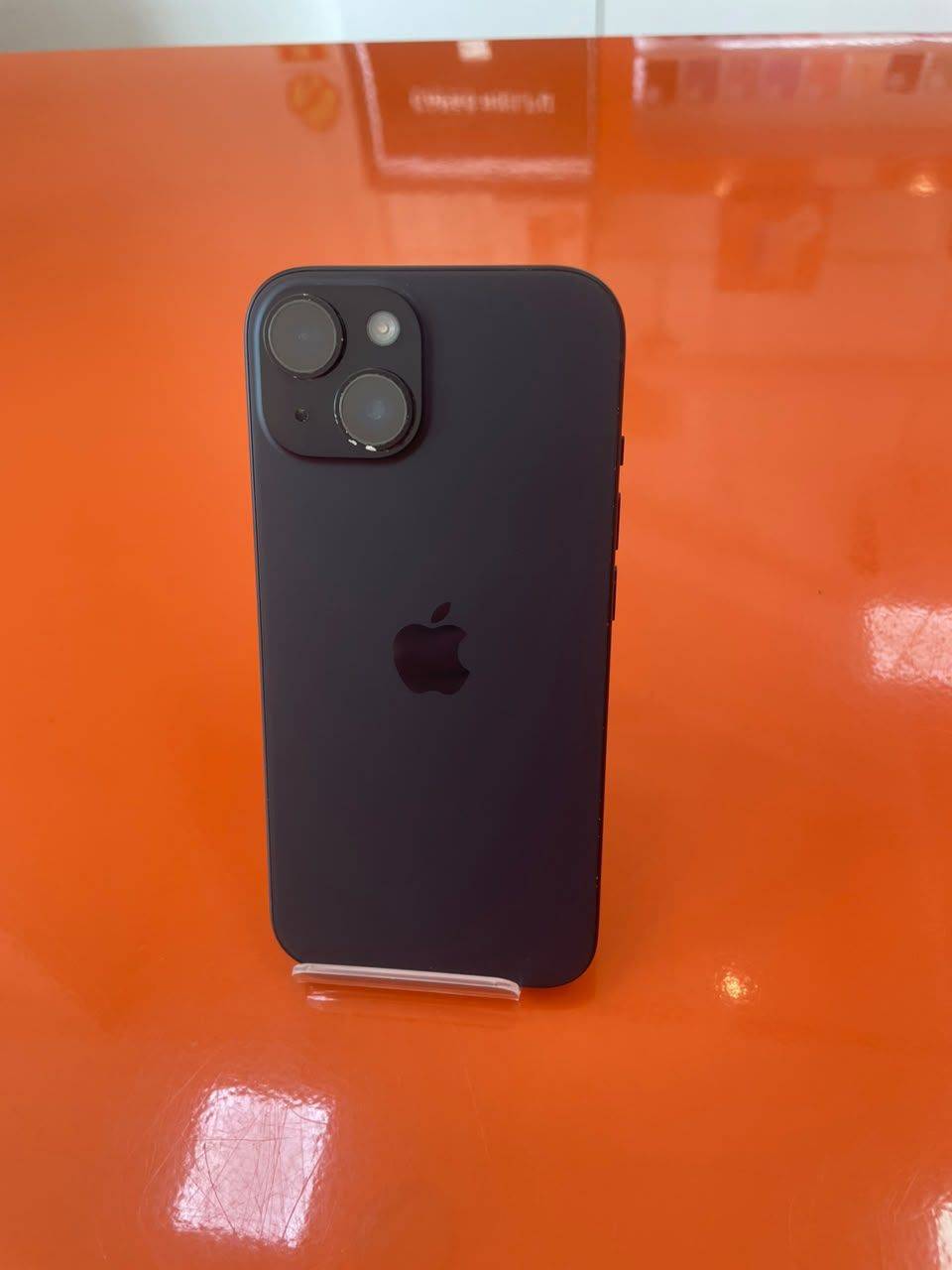 iPhone 15 128GB